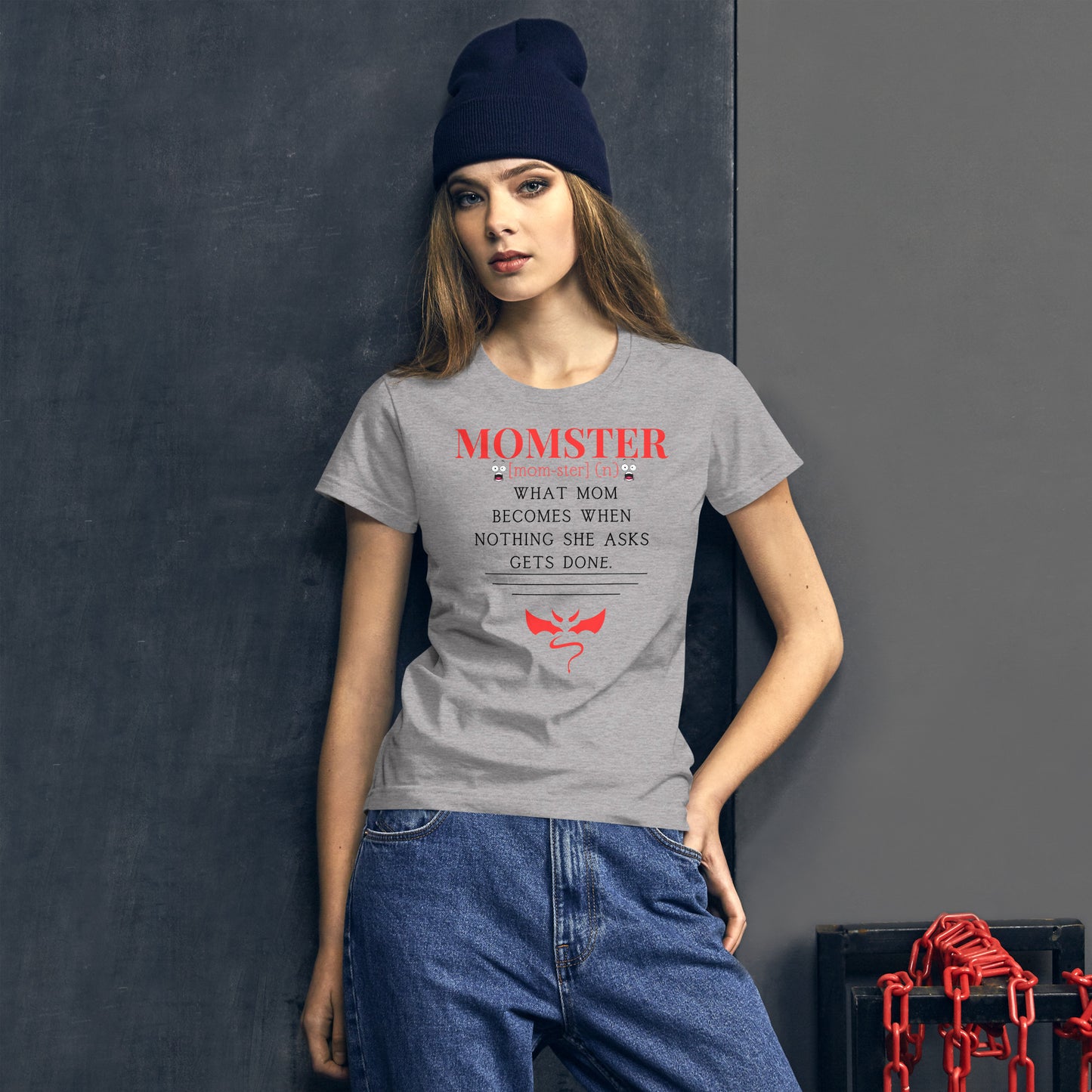 MOMSTER Women's short sleeve t-shirt